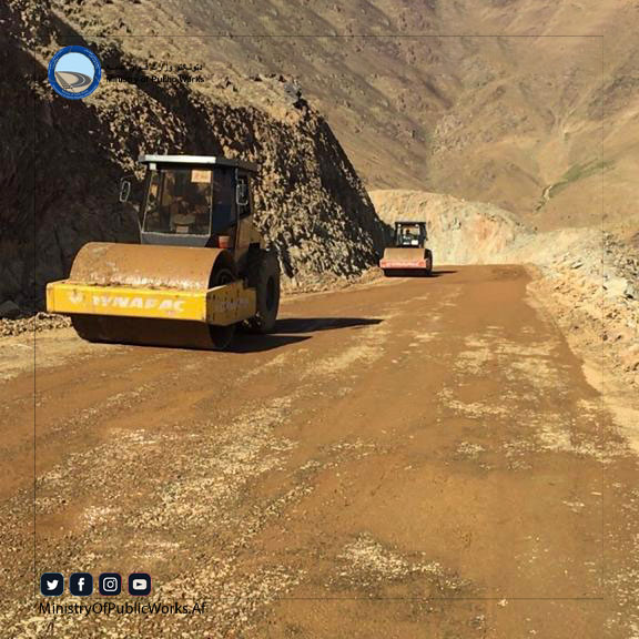 دایکندی: کار اعمار و ساختمان سرک رباط - میرامور ۵۷ فیصد پیشرفت کاری دارد