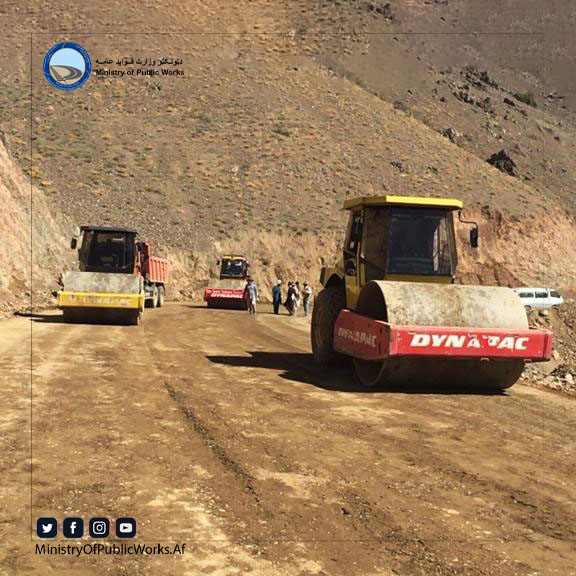 دایکندی: کار اعمار و ساختمان سرک رباط - میرامور ۵۷ فیصد پیشرفت کاری دارد