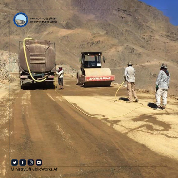 دایکندی: کار اعمار و ساختمان سرک رباط - میرامور ۵۷ فیصد پیشرفت کاری دارد