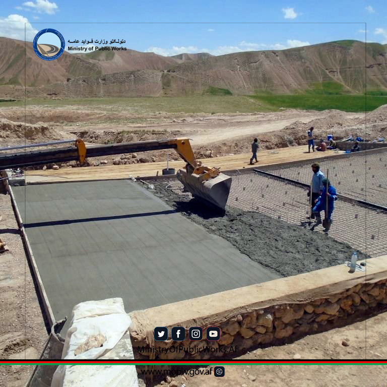 سمنګان: د دره صوف – شباشک کان سړک رغنیزې چارې په چټکۍ سره روانې دي