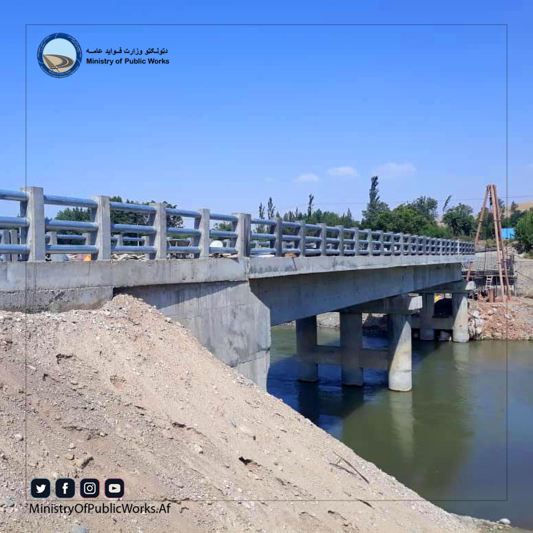 بغلان: د قندو فابریکې سیمه کې جوړېدونکی پل ۷۰ سلنه کاري پرمختګ لري