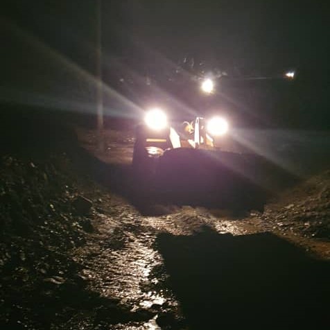 پنجشیر: د عنابه او شتل ولسوالیو غځیدلې لارې پاک کاري او د ترافیک پرمخ پرانیستل شوې