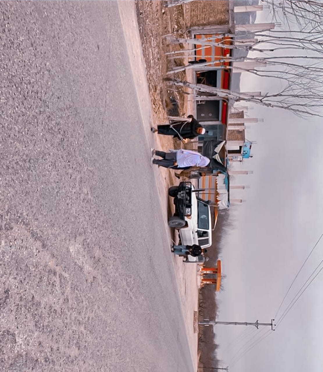  سمنگان: کار سروی سرک ایبک- مزار شریف آغاز گردید.