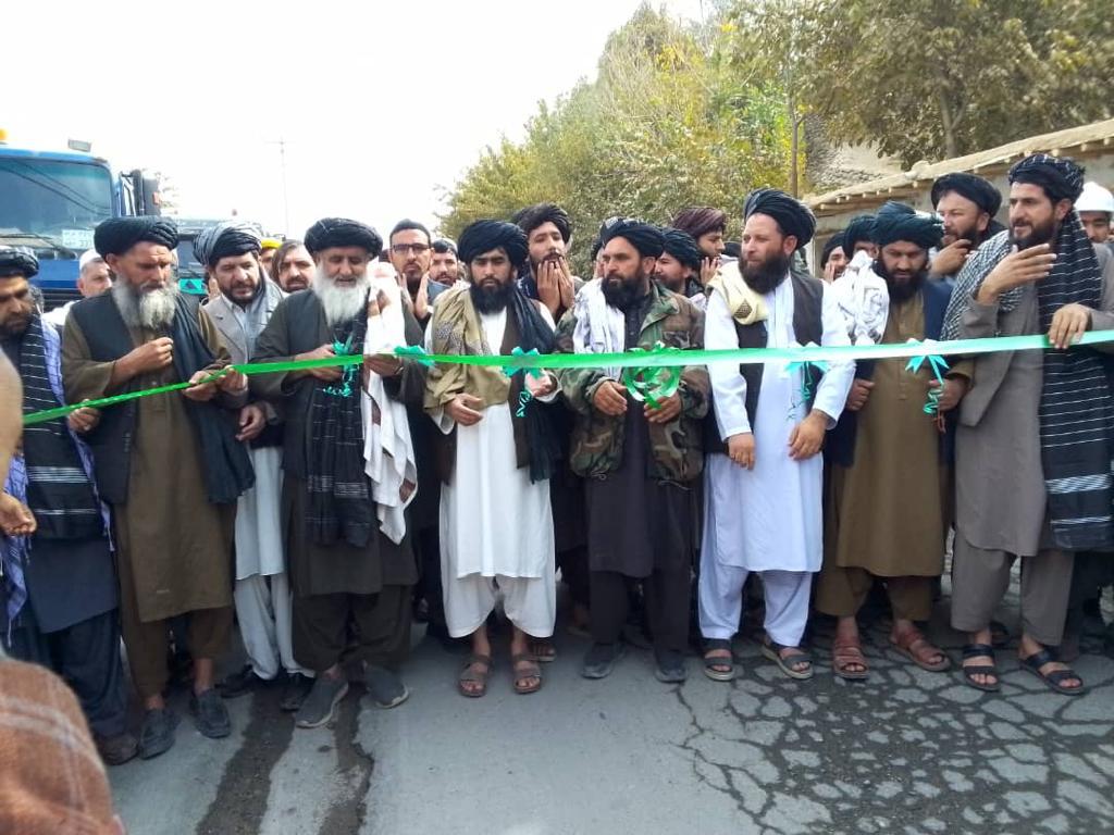 د سالنګونو لويې لارې د دريمې برخې د اساسي بیارغونې کار پیل شو 