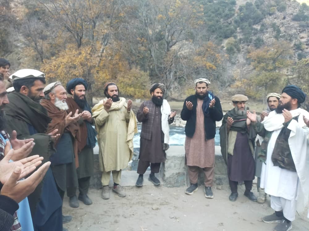 د نورستان ولایت په کامدیش ولسوالۍ کې د ۳۰۰ متره استنادي دېوال رغونې چارې د ۷.۹ میلیونه افغانیو په ارزښت بشپړې شوې