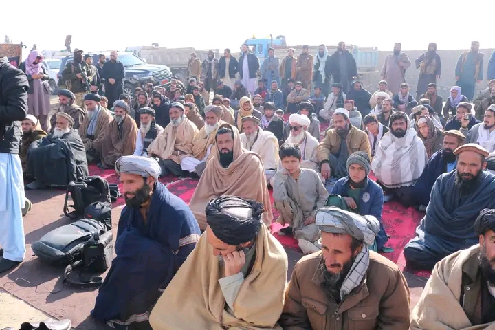 د پروان – کوه صافي عمومي مسیر د لومړي لاټ ۲۰ کیلومتره سړک رغنیزې چارې د څه باندې ۶۴۱.۶ میلیونه افغانیو په ارزښت پیل شوې