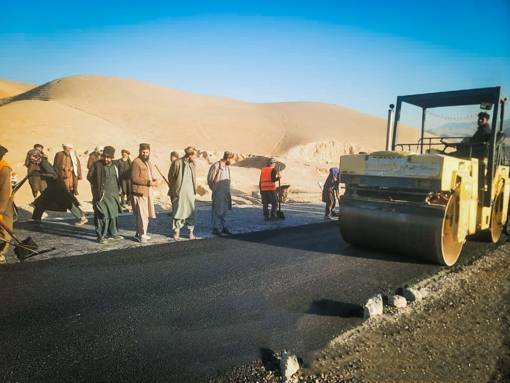 د مزارشریف –دره صوف ۵۶.۳ کیلومتره سړک د ترمیم او داغګیرۍ چارې ۴۲ سلنه بشپړې شوې دي