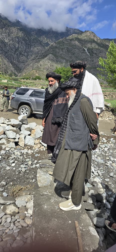 د ټولګټو وزارت محترم وزیر د کنړ ولایت له یو شمېر رغنیزو پروژو څخه لیدنه وکړه