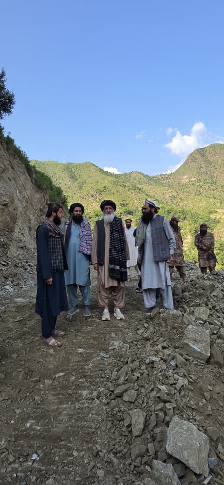 د ټولګټو وزارت محترم وزیر په نورستان، کنړ او  لغمان، ولایتونو کې له یو شمېر رغنیزو پروژو څخه لیدنه وکړه